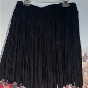 Black suede fringe skirt size 4 can fit up the 6